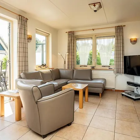 ヴィラ Pet-free Texel With Sauna