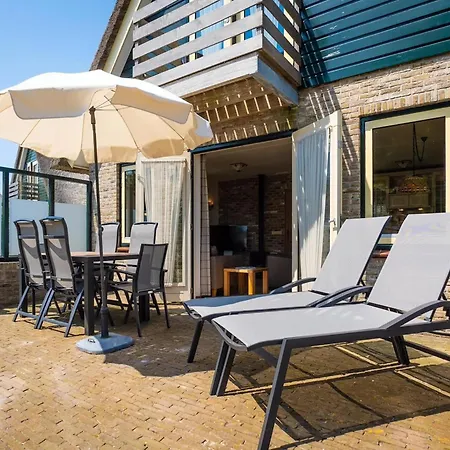 ヴィラ Pet-free Texel With Sauna デ・コーフ