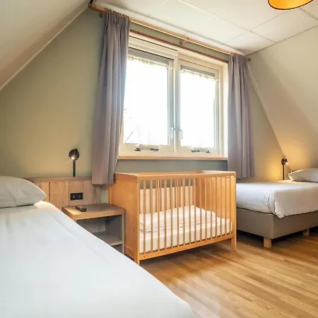 Villa Pet-free Texel With Sauna *
