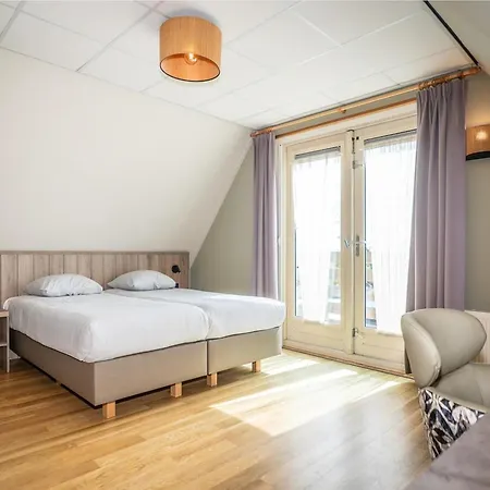 Villa Pet-free Texel With Sauna